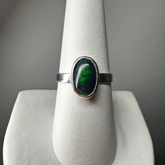 Jenstones LLC Jewelry - NWOT 6x10m oval Opal cabochon solitaire setting ring in solid sterling silver!